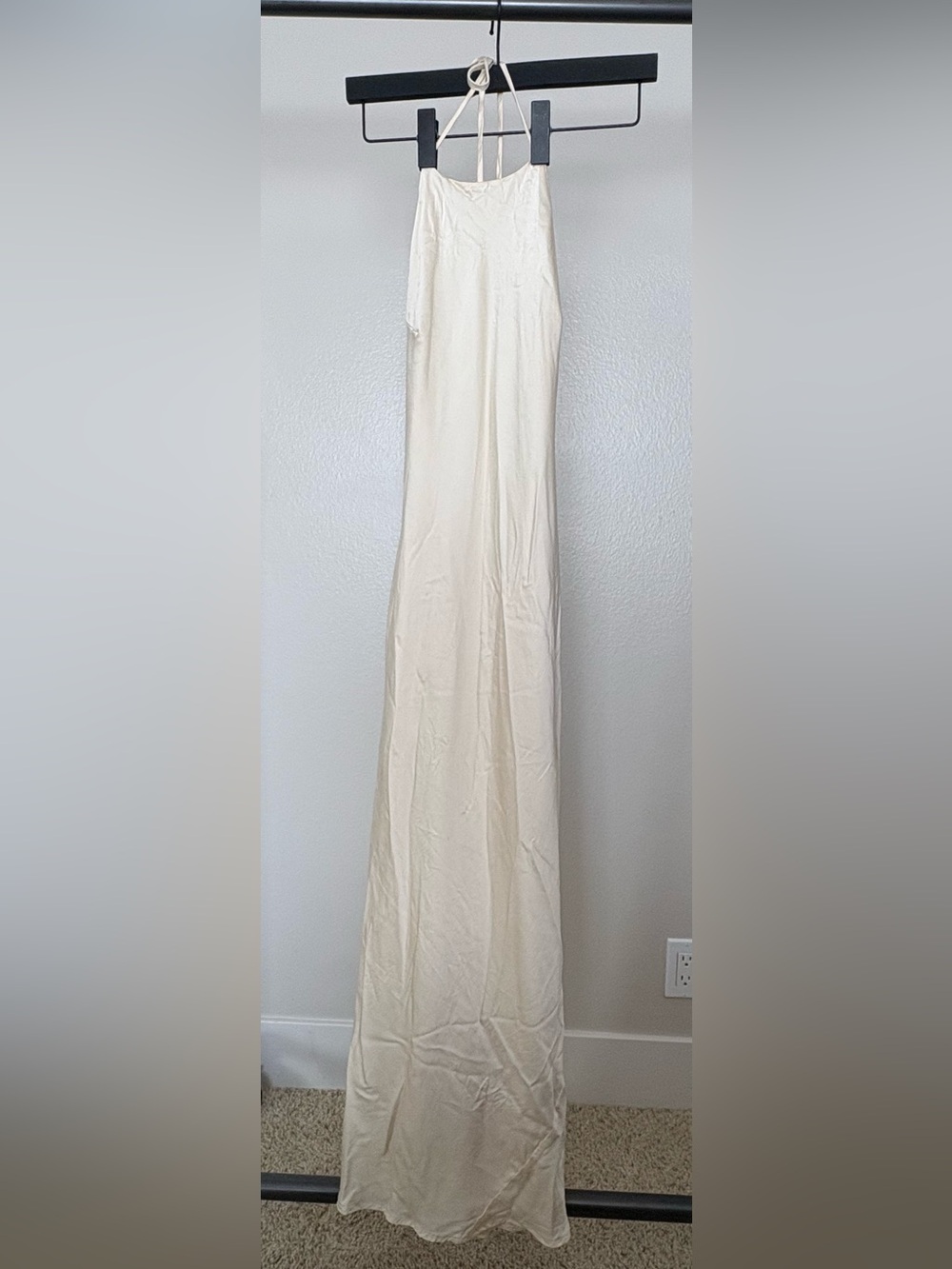 Reformation Jeany Silk Dress in Champagne - Picture 4 of 5